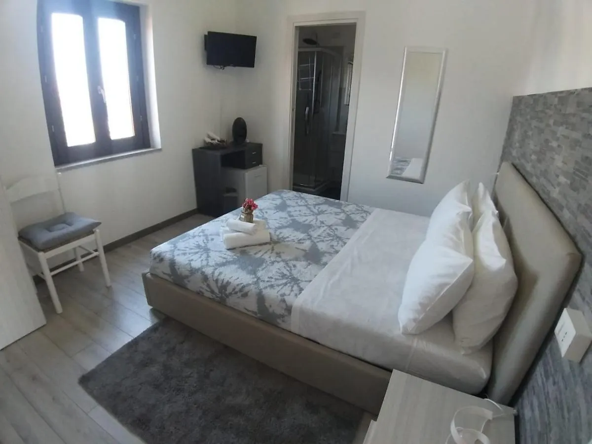 Rooms San Teodoro  Guest house